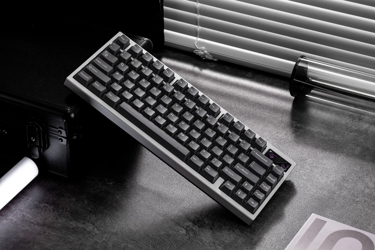 review of the IQUNIX EC75 keyboard